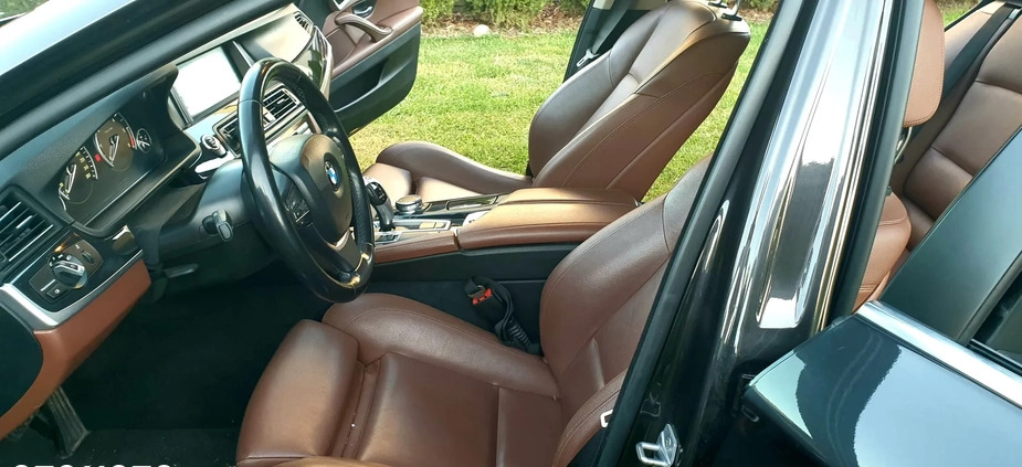 BMW Seria 5 cena 74900 przebieg: 221000, rok produkcji 2016 z Oława małe 352